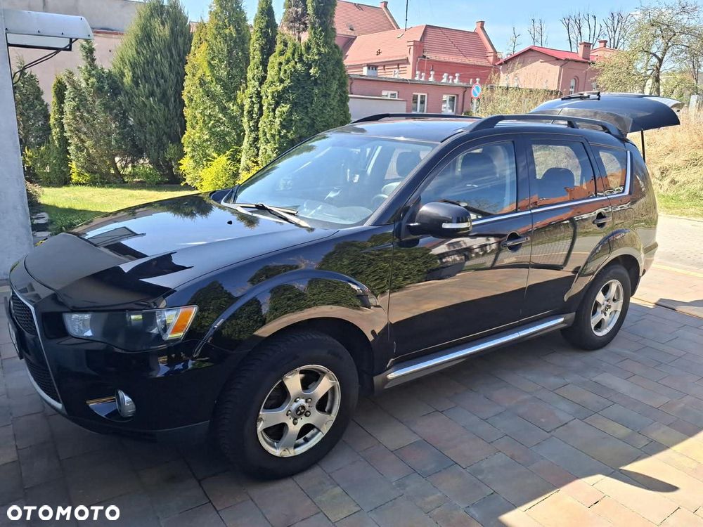 Mitsubishi Outlander 2.2 DI-D 4WD Instyle - 1