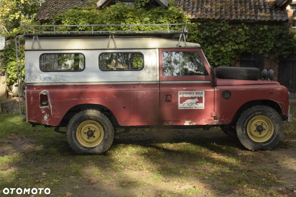 Land Rover Inny - 1