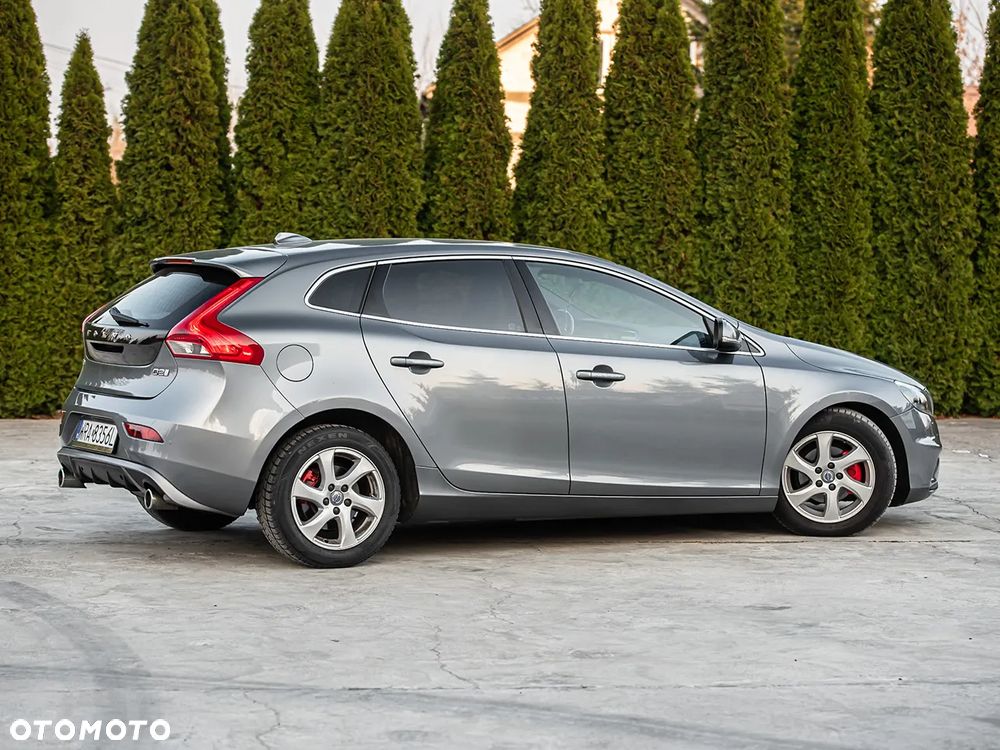 Volvo V40 D2 Drive-E R-Design Kinetic - 10