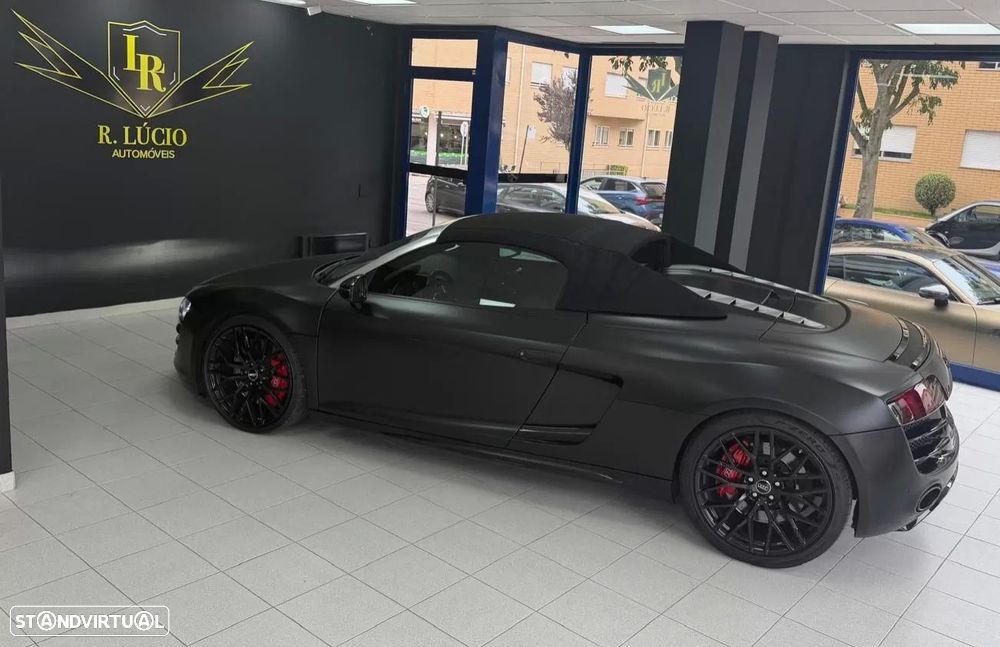 Audi R8 Spyder 5.2 FSi V10 quattro R tronic - 24