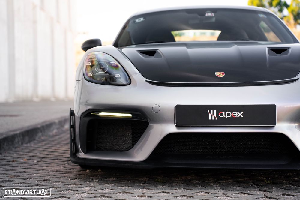 Porsche 718 Cayman GT4 RS - 16
