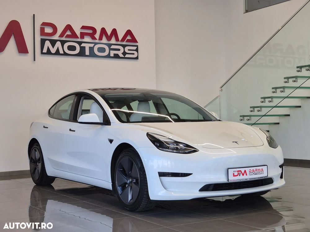 Tesla Model 3 Standard Reichweite Plus Hinterradantrieb - 3