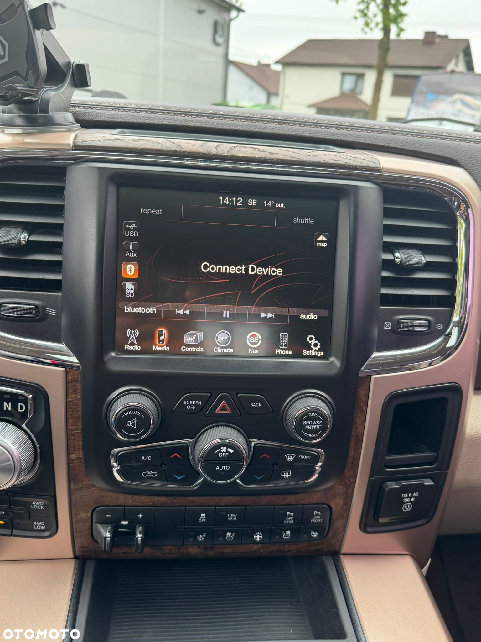 Dodge RAM 1500 5.7 4x4 - 14