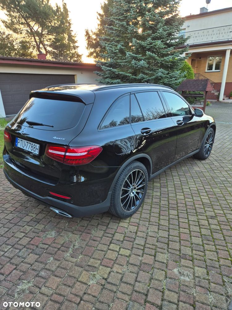 Mercedes-Benz GLC 250 d 4Matic 9G-TRONIC AMG Line - 4