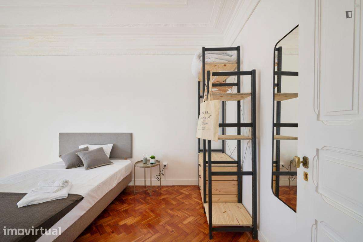 Quarto - localizado em Rato Lisbon - Grande imagem: 4/43