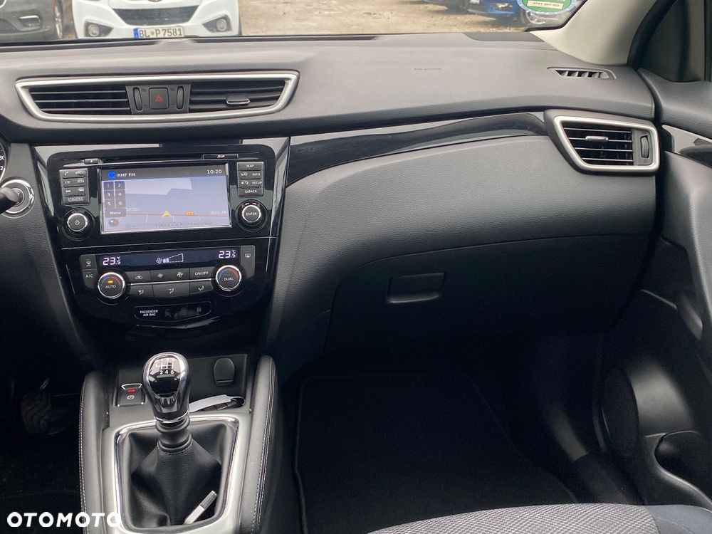 Nissan Qashqai 1.6 DIG-T 360 - 28