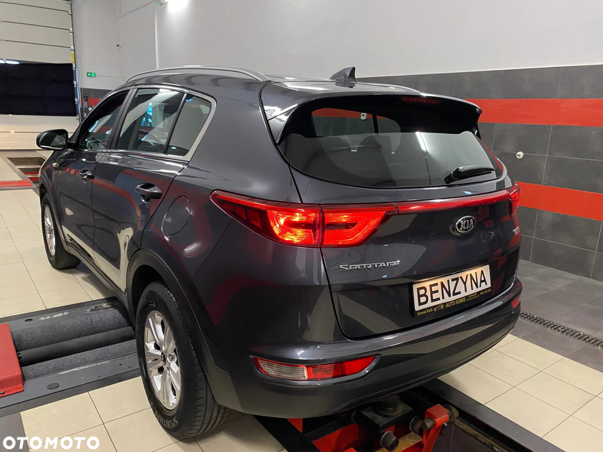 Kia Sportage 1.6 GDI 2WD Attract - 10