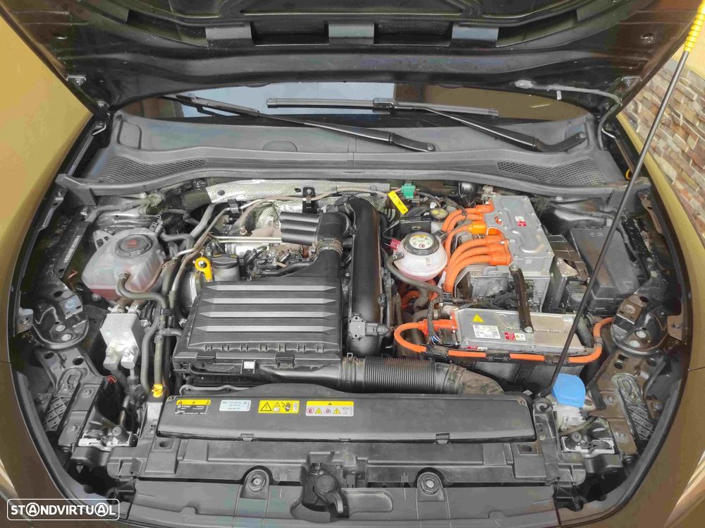 SEAT Leon ST 1.4 e-Hybrid FR DSG - 13