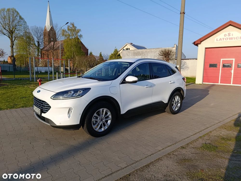 Ford Kuga - 1