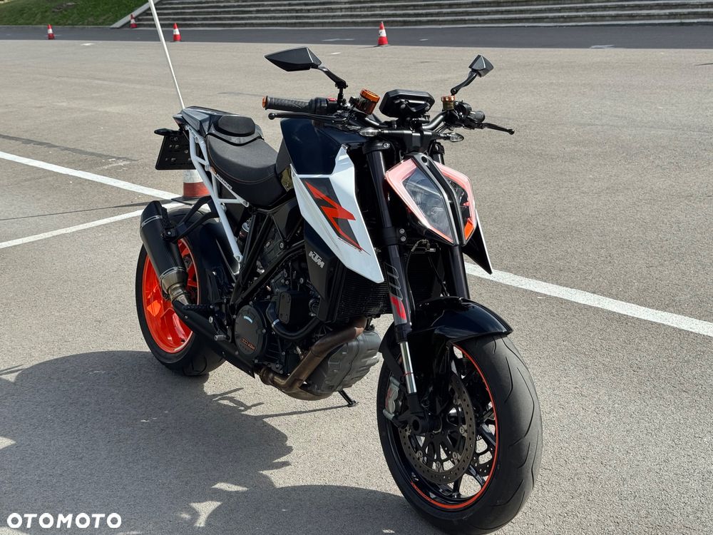 KTM Super Duke - 15