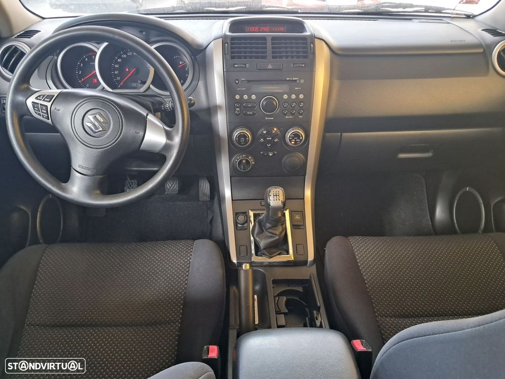 Suzuki Grand Vitara 1.9 DDiS X-Sport - 11