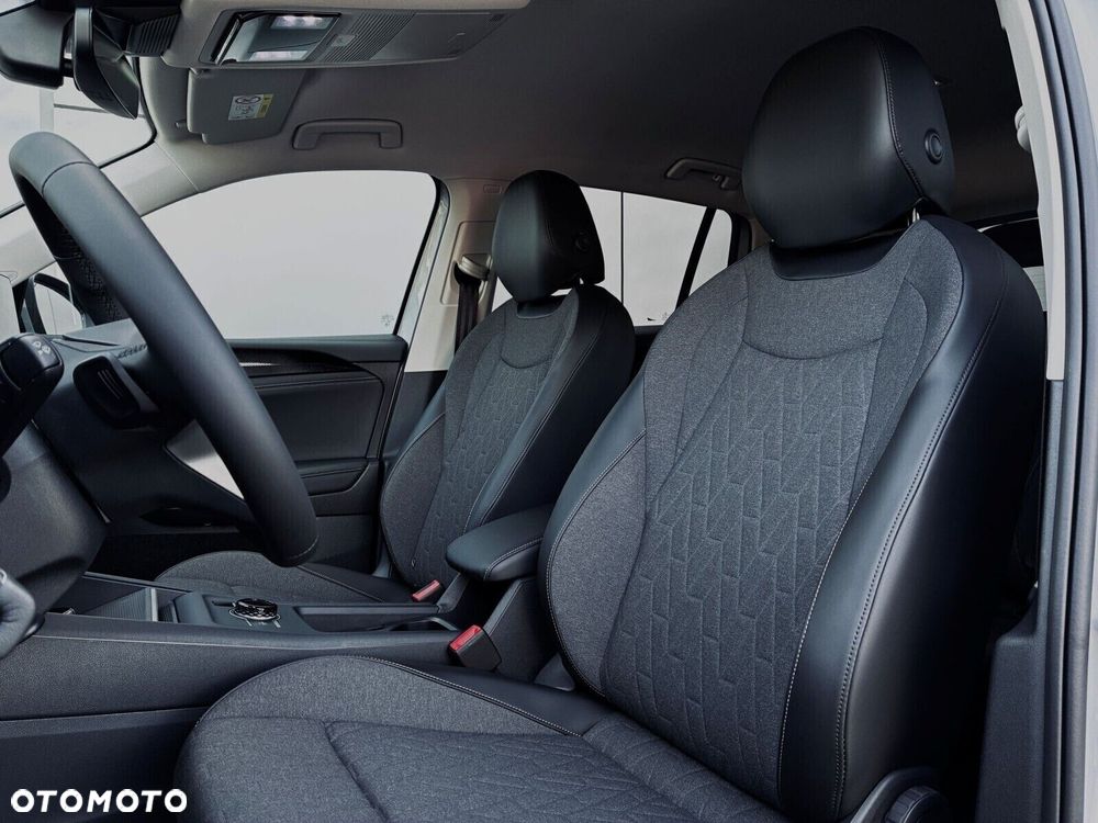 Volkswagen Tiguan - 7