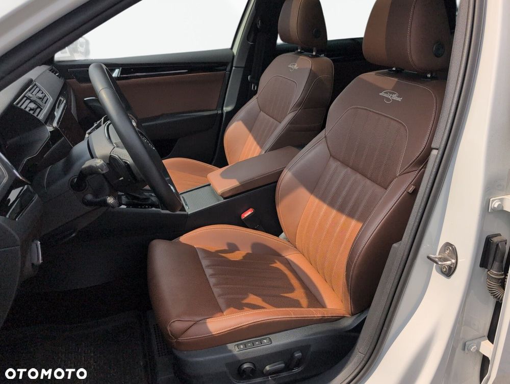 Skoda Superb 2.0 TDI SCR L&K DSG - 18