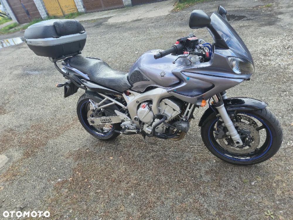 Yamaha FZ6 - 6