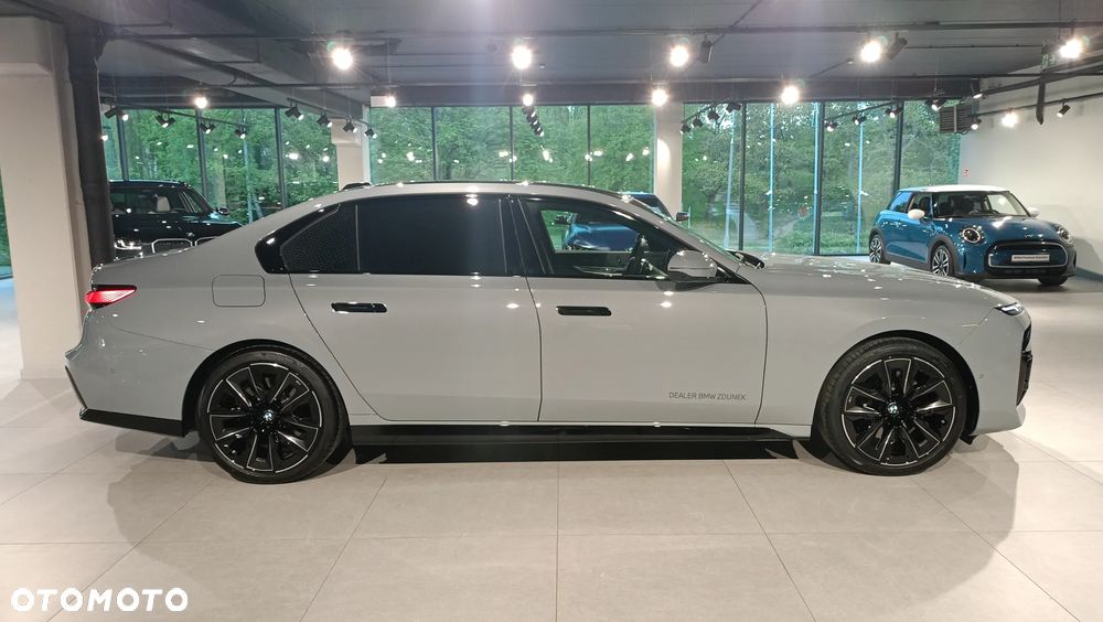 BMW Seria 7 - 7