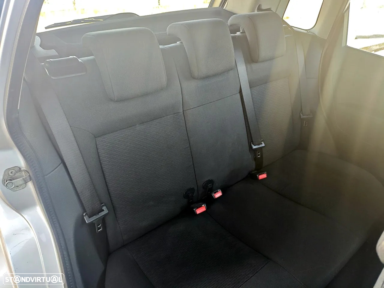 Ford Fiesta 1.25 Ghia - 12