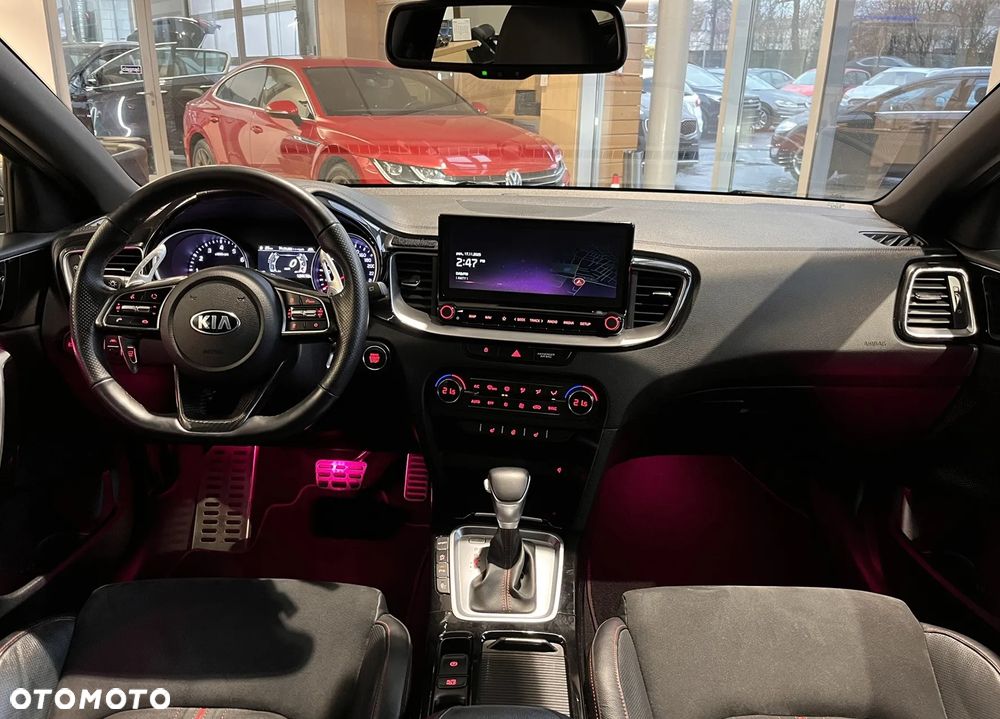 Kia ProCeed 1.6 T-GDI GT DCT - 9