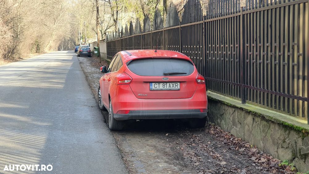 Ford Focus 1.5 TDCi Titanium - 2