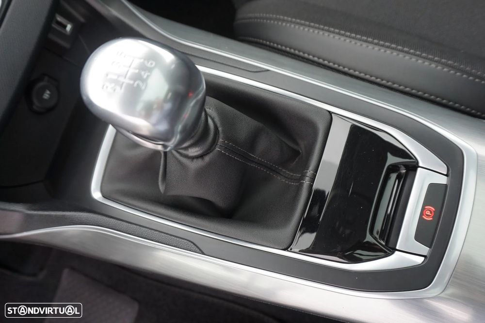 Peugeot 308 BlueHDi FAP 130 Stop & Start Allure - 27