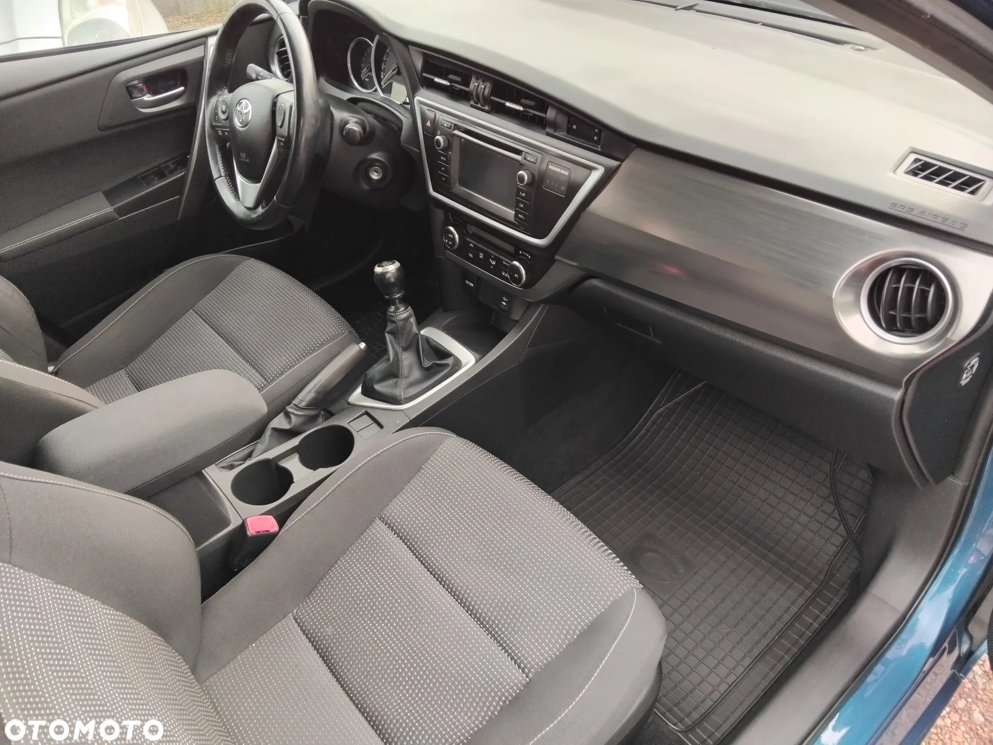 Toyota Auris 1.33 Dual-VVT-i Comfort - 11