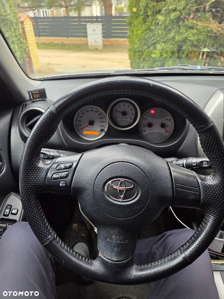 Toyota RAV4 4x2 - 17