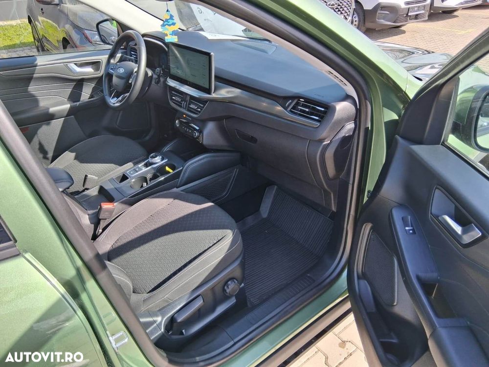 FORD Kuga 2024 — imagine 7