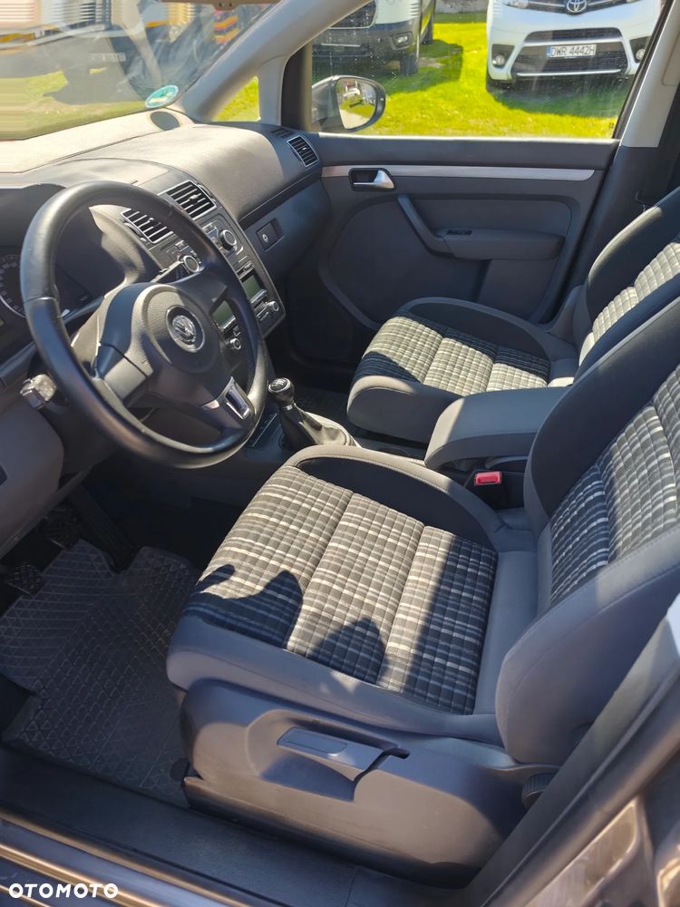 Volkswagen Touran 1.4 TSI Cross - 5
