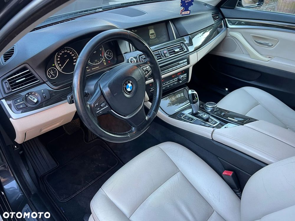 BMW Seria 5 520d xDrive Luxury Line - 2