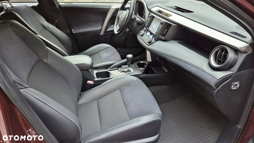 Toyota RAV4 Hybrid Style 4x2 - 34