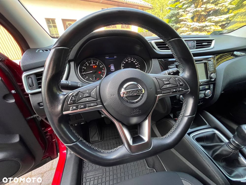 Nissan Qashqai 1.3 DIG-T Acenta EU6d - 17
