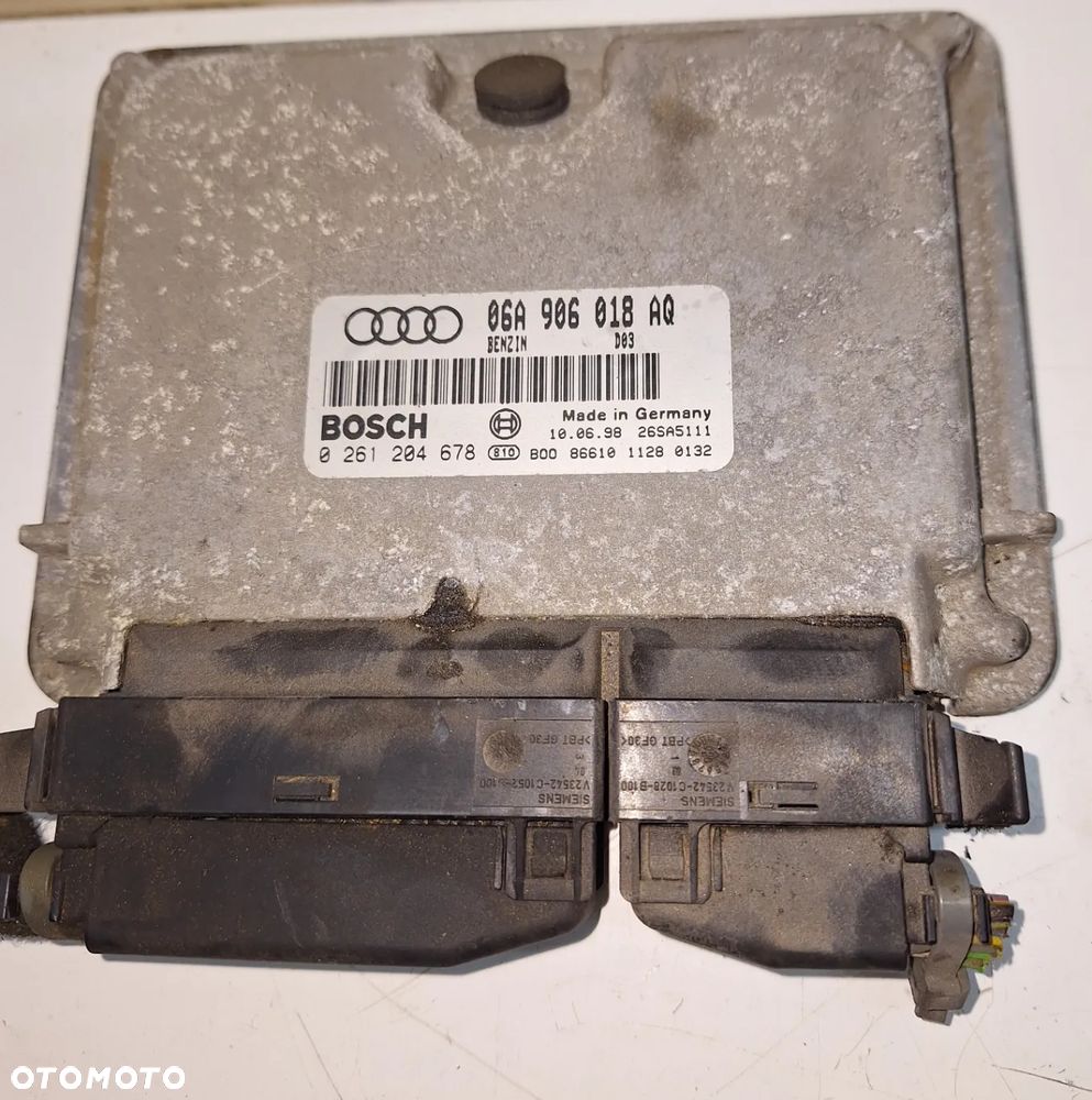 STEROWNIK SILNIKA BOSCH 0261204678 /06A906018AQ -AUDI A3 /8L-1.8 TURBO - 1