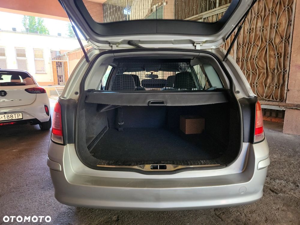 Opel Astra 1.6 Edition Plus - 22