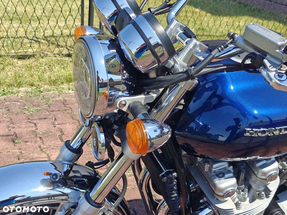 Honda CB - 28