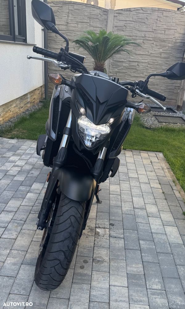 Honda CB 650R - 6