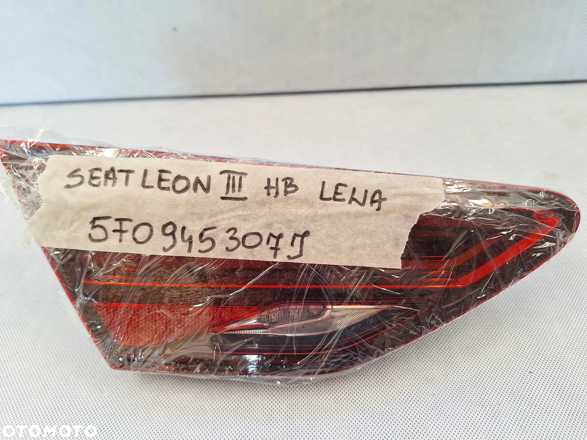 Seat Leon III HB Lift lampa lewa tył 5F0945307J - 6