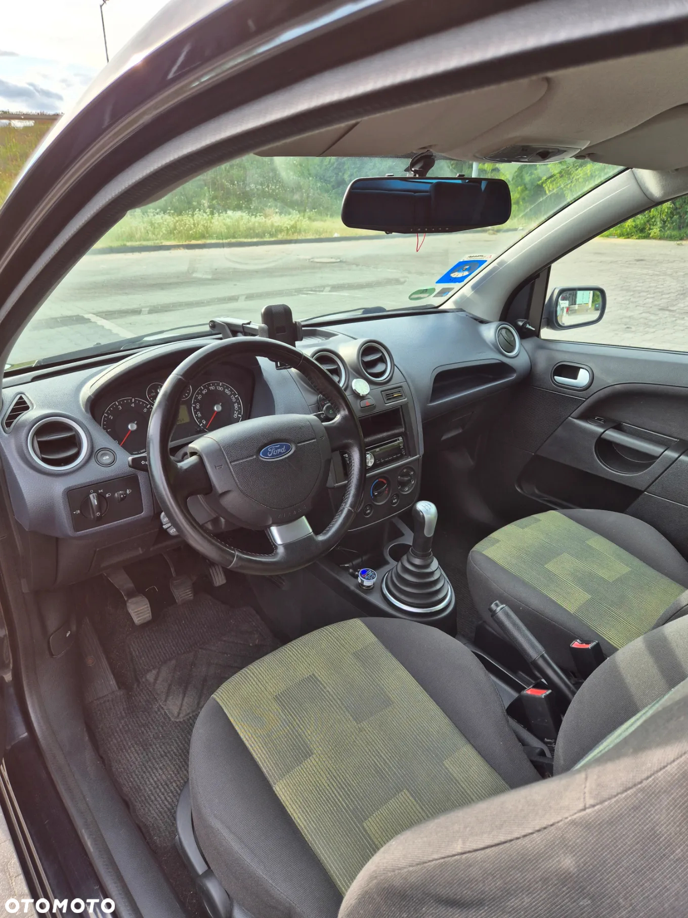 Ford Fiesta 1.3 - 9