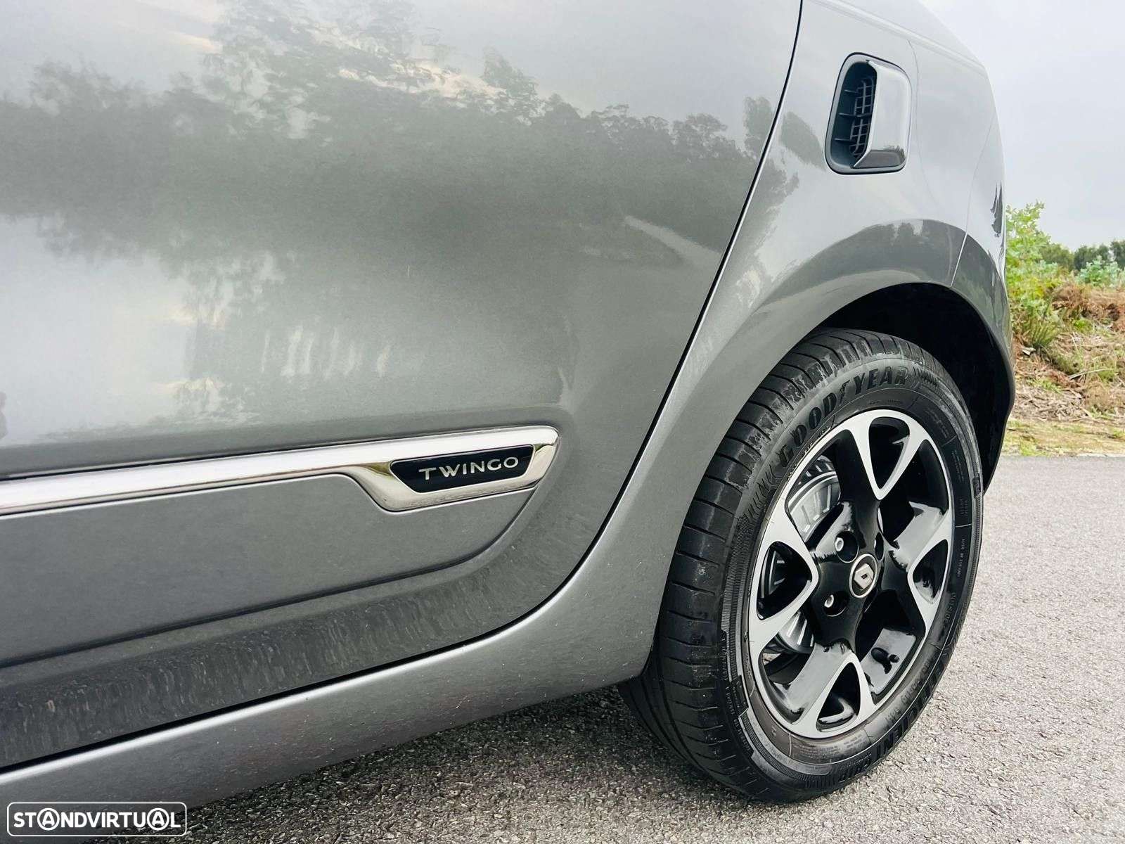 Renault Twingo 0.9 TCe Exclusive - 9