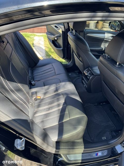 BMW Seria 5 520d M Sport Edition - 15