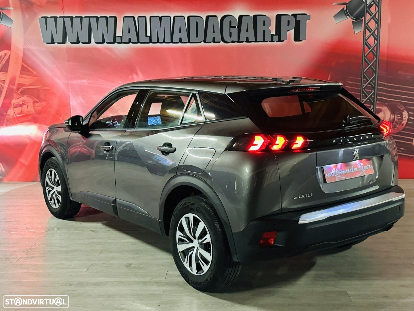 Peugeot 2008 1.2 PureTech Active Pack - 3