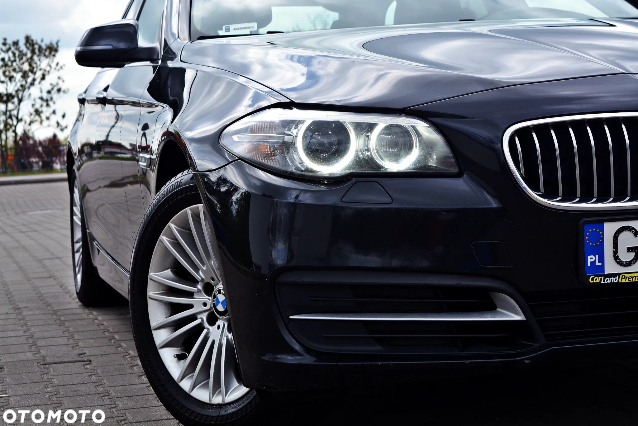 BMW Seria 5 525d xDrive Touring - 14