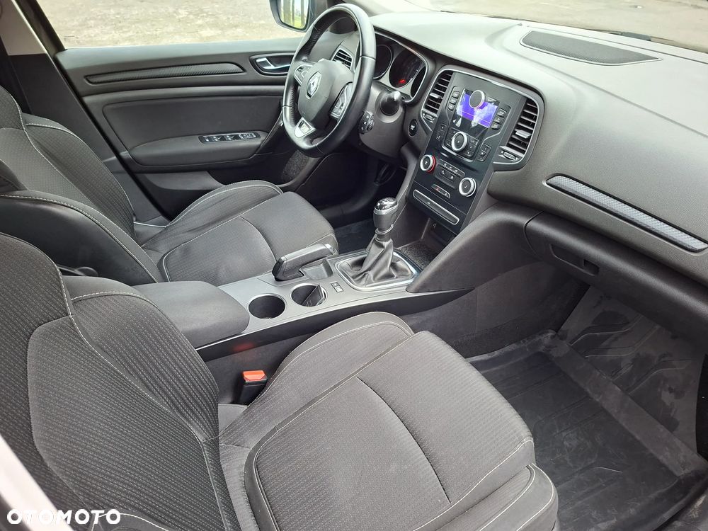 Renault Megane 1.6 SCe Limited - 13