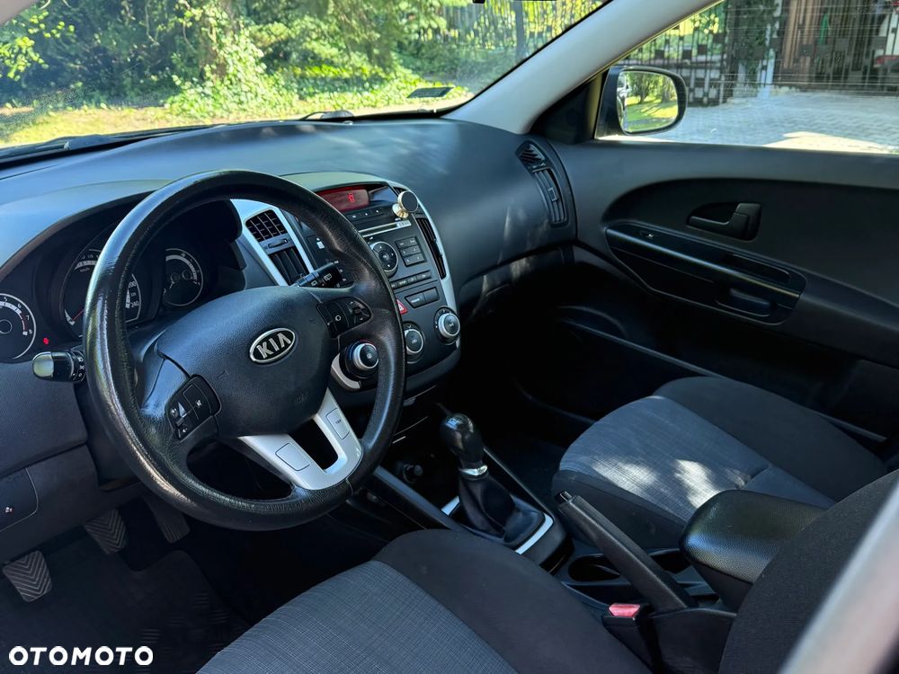 Kia Ceed 1.4 Comfort + - 9