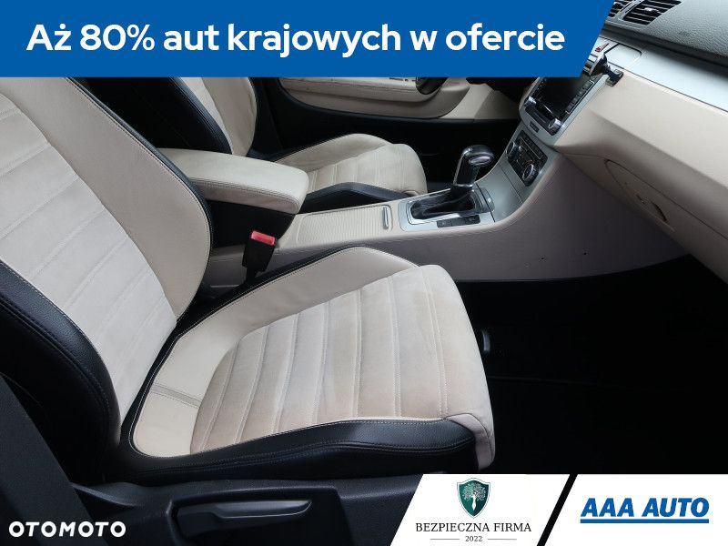 Volkswagen Passat CC - 10