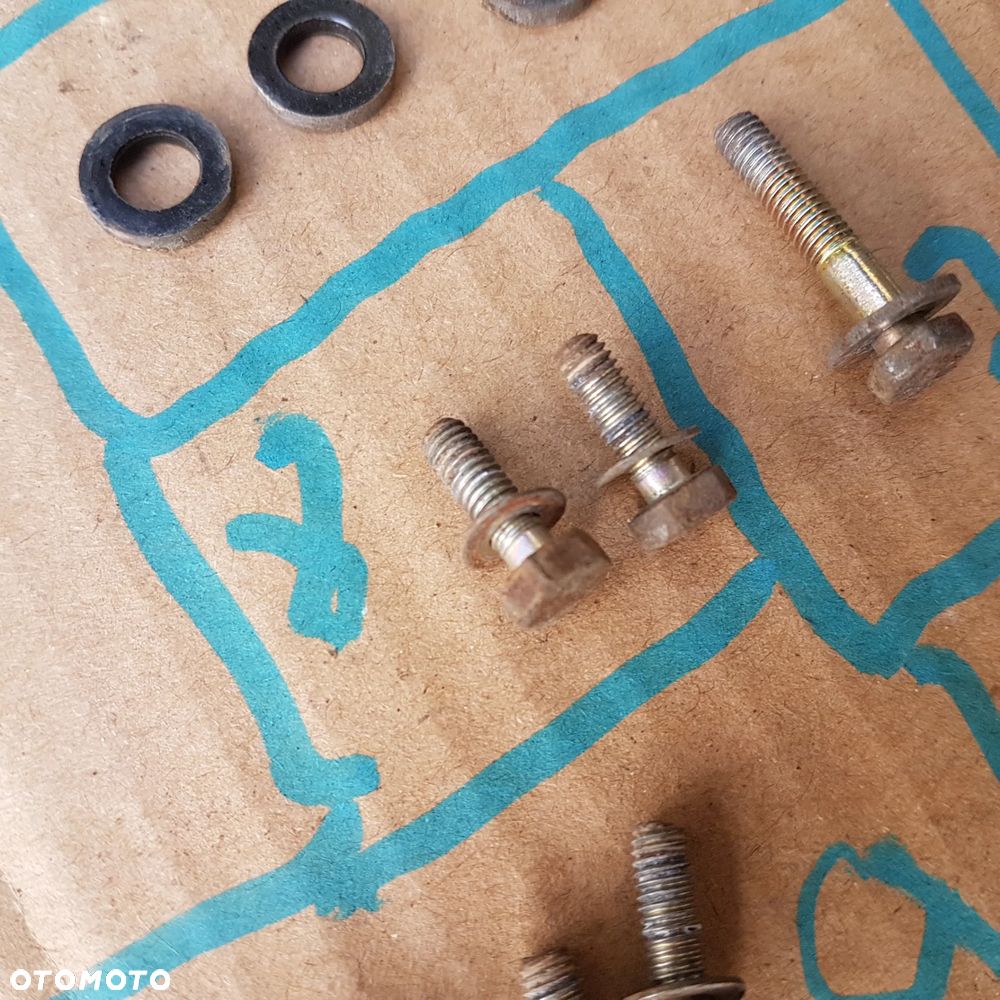 obudowa korpus mocowanie cewka diody wirnik szczotki z alternator fiat 126p maluch st fl el - 22