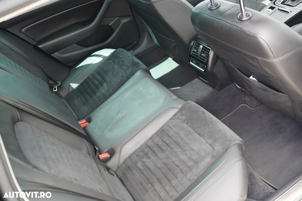 Volkswagen Passat 2.0 TDI DSG (BlueMotion Technology) Highline - 30