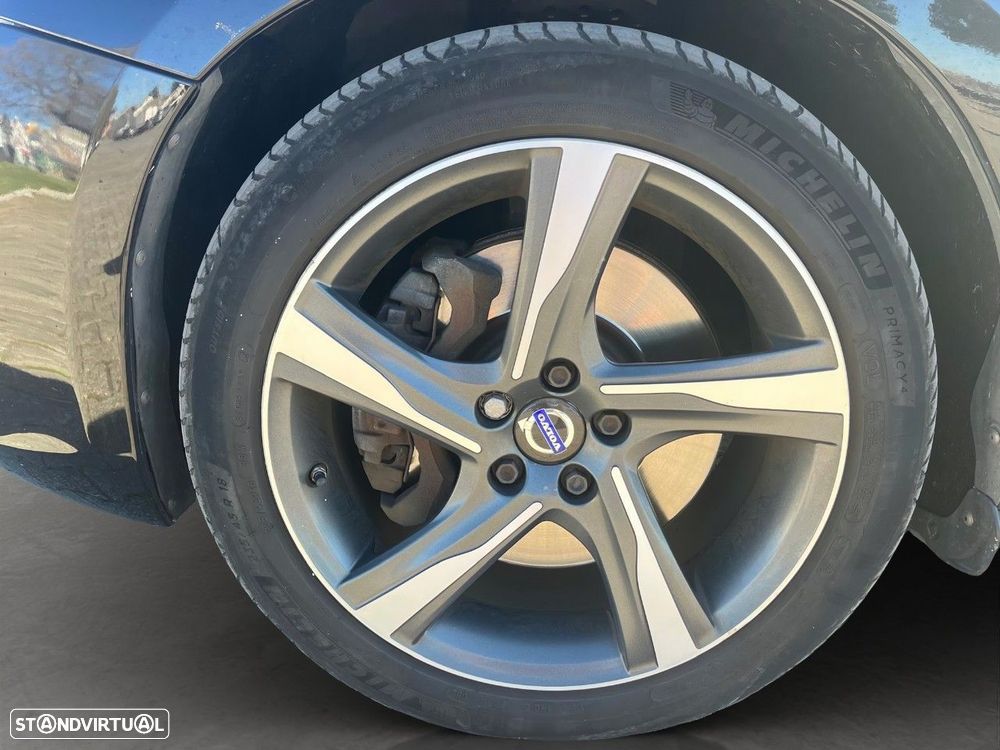 Volvo V60 D6 Twin Engine Geartronic RDesign - 16