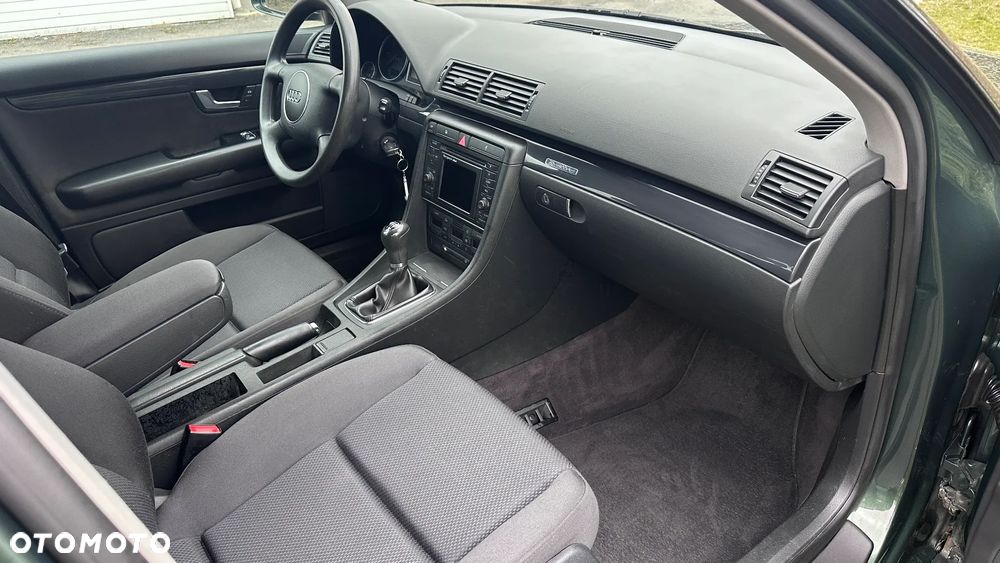 Audi A4 Avant 1.9 TDI Quattro - 22