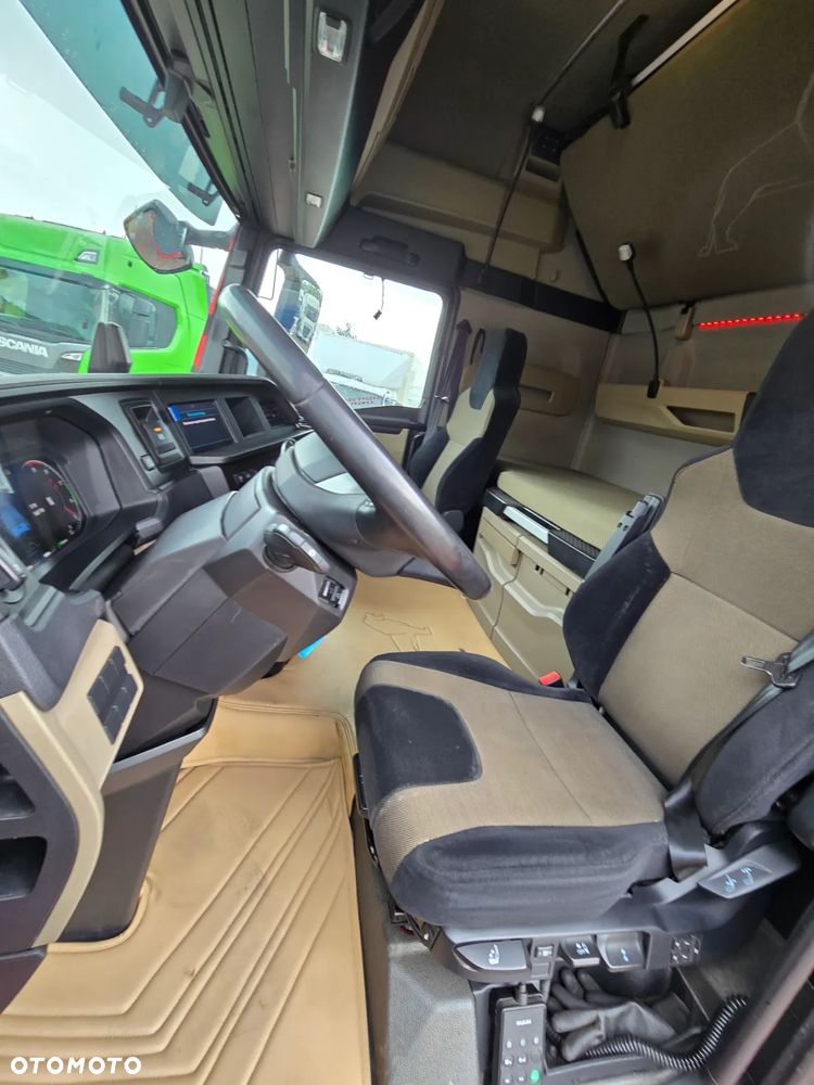 MAN MAN TG 3 XXL 470 KM LOWDECK - 35