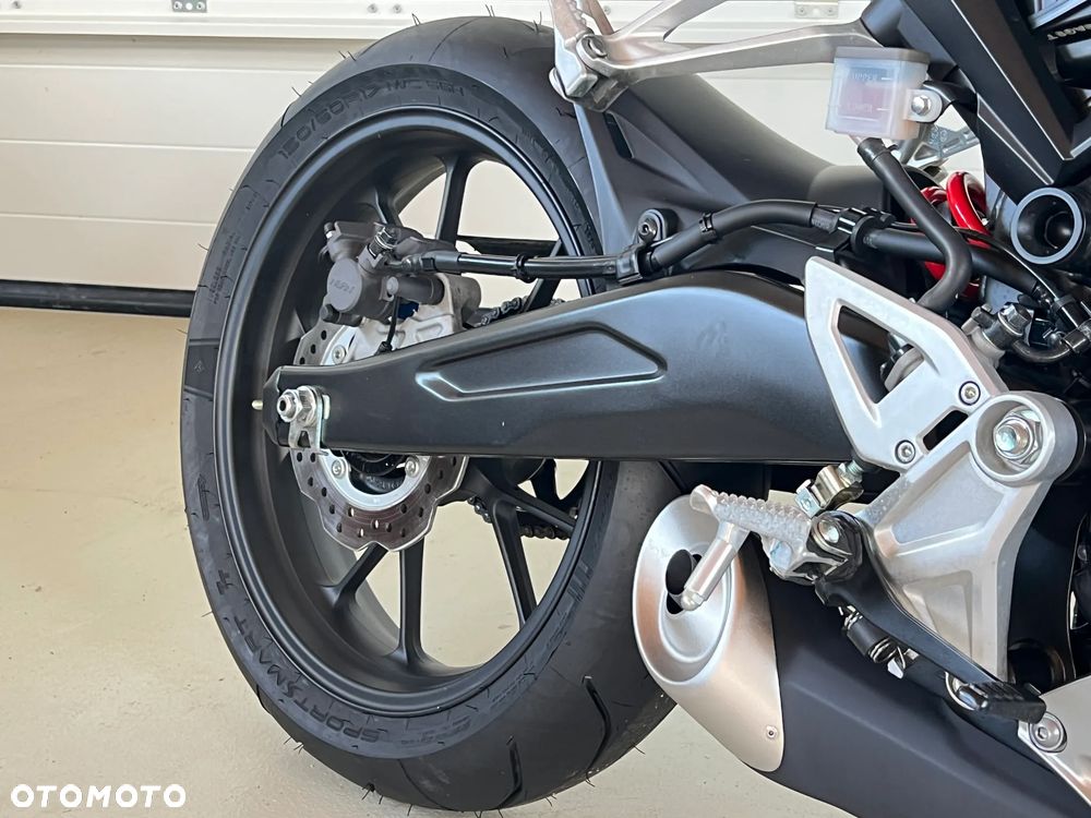 Honda CB - 27