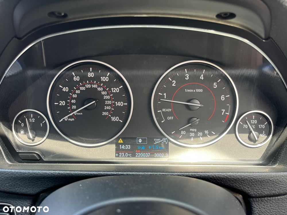 BMW Seria 3 328i M Sport - 17